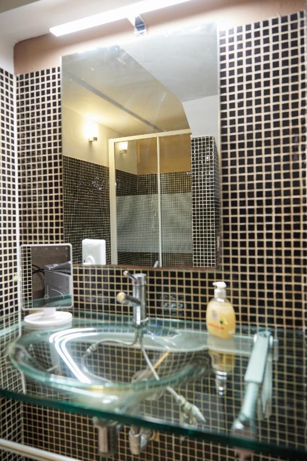 Luxury House * Karfas